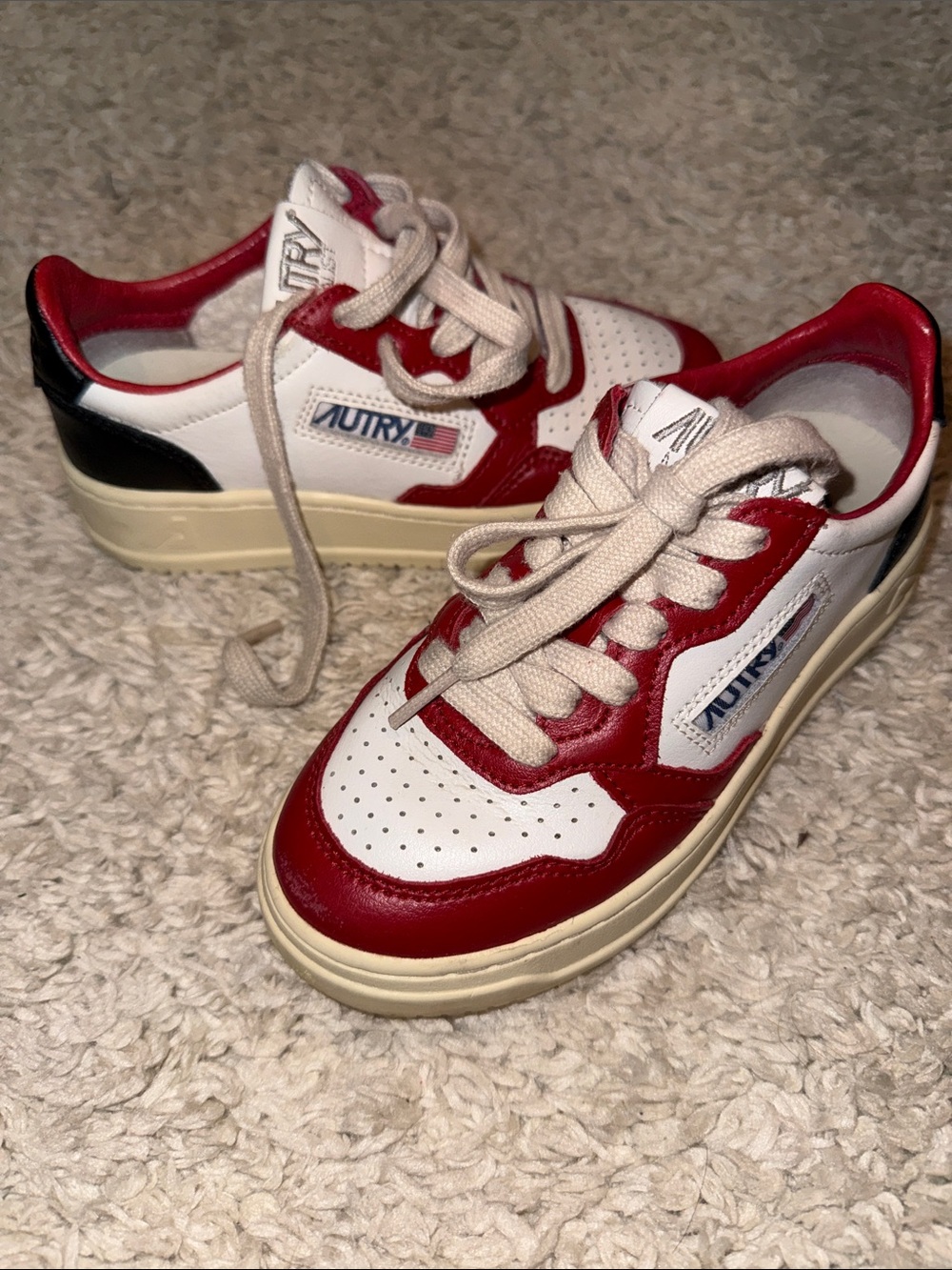 Autry Medalist Kids' Red, White & Navy Leather Low-Top Sneakers